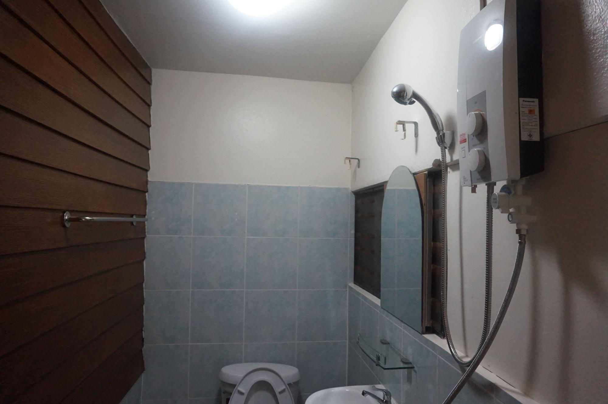 Phrasing Guesthouse شيانغ ماي المظهر الخارجي الصورة