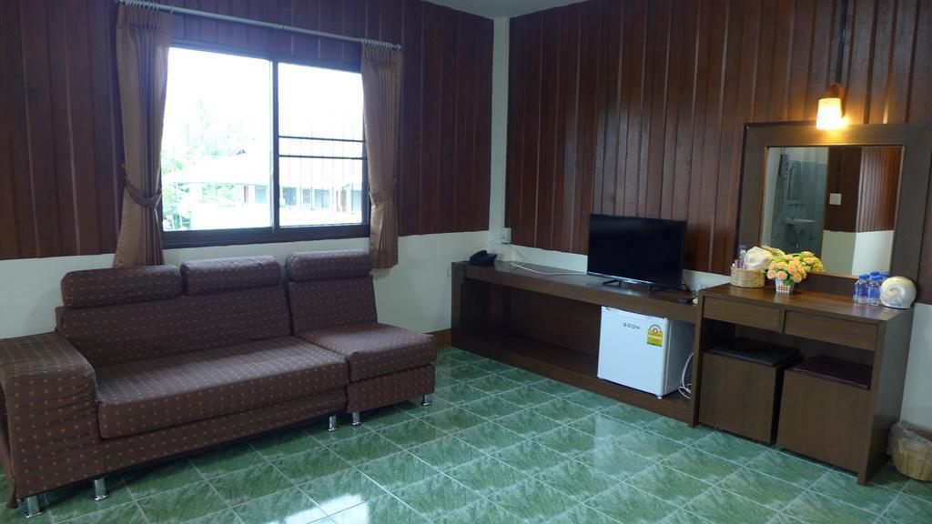Phrasing Guesthouse شيانغ ماي المظهر الخارجي الصورة
